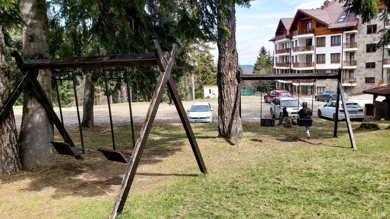 Studios And Apartments - Semiramida Gardens Borovets Luaran gambar