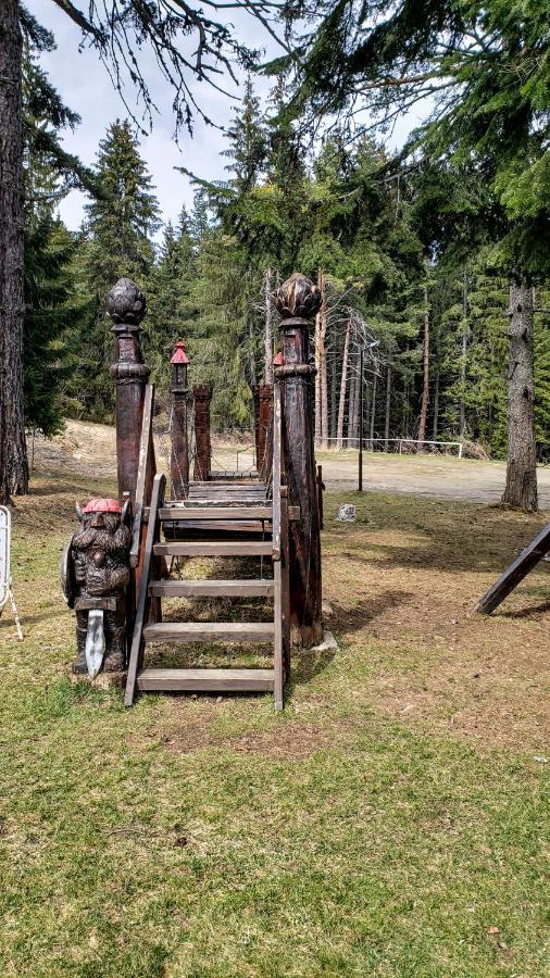 Studios And Apartments - Semiramida Gardens Borovets Luaran gambar