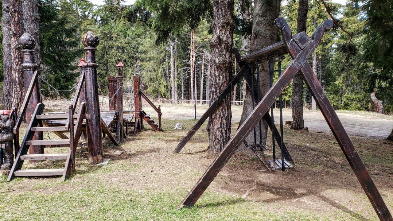 Studios And Apartments - Semiramida Gardens Borovets Luaran gambar
